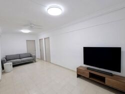 Blk 4 Lew Lian Gardens (Serangoon), HDB 3 Rooms #574055281